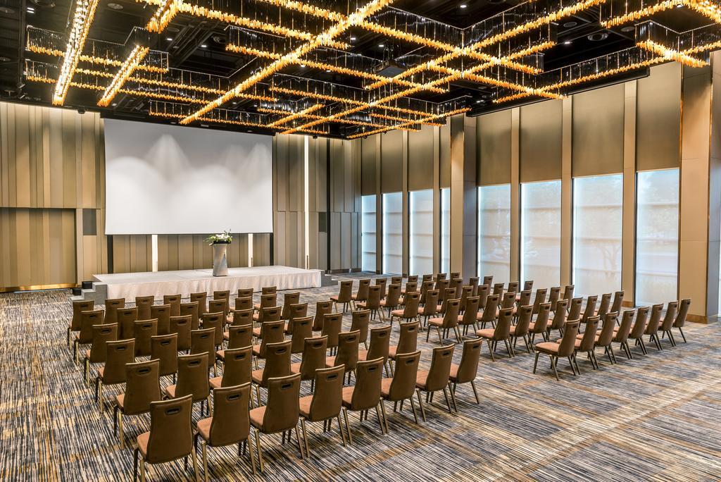 Pullman Bangkok King Power Hotel Exterior foto The Grand Ballroom
